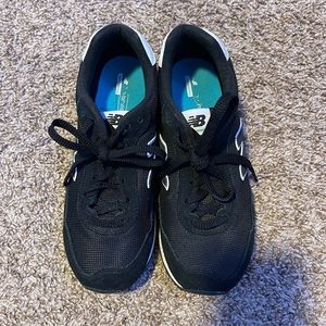 Black New Balance 515